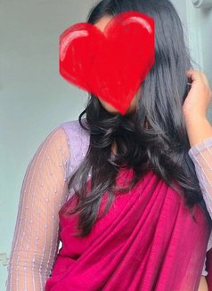 Nimisha Indian Escort in Abu Dhabi - puta in Abu Dhabi Photo 4 of 4