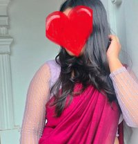 Nimisha Indian Escort in Abu Dhabi - puta in Abu Dhabi Photo 2 of 2