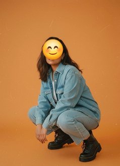 Nimo - puta in Dubai Photo 10 of 11