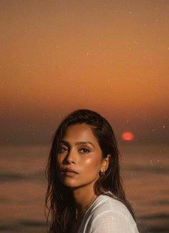 Nimo - puta in Dubai Photo 6 of 7