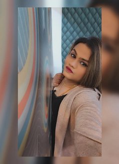 Nimrat Kaur - Transsexual escort in Mumbai Photo 5 of 7