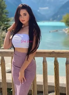 JYOTSNA NOTIYAL COLLEGE STUDENT Sec. 21C - puta in Faridabad Photo 6 of 18