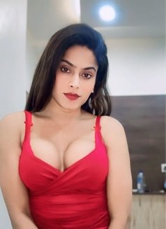 Nimrit Kour - Transsexual escort in New Delhi Photo 4 of 16