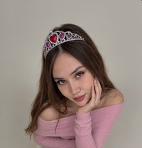 Nina Anal 19 Y. O. - puta in Dubai Photo 2 of 12