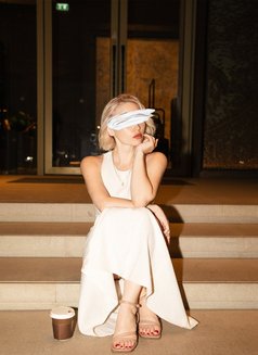 Nina Delvaux - escort in Dubai Photo 11 of 15