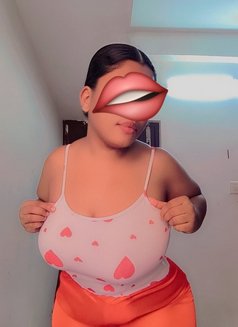 Nina cam and direct service - escort in Chennai Photo 2 of 5