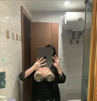 Nina - puta in Erbil