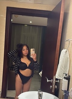 Nina - escort in Dubai Photo 6 of 6