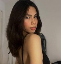 Nina - Transsexual escort in Manila