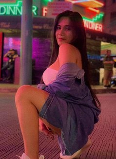Nina marie - Acompañantes transexual in Makati City Photo 10 of 14