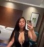 Nina - puta in Dubai Photo 1 of 5
