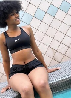 Nina Hinjawadi - escort in Pune Photo 2 of 3