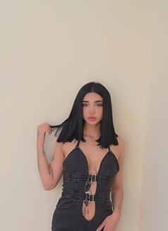 Nina new in musact - escort in Muscat Photo 3 of 6