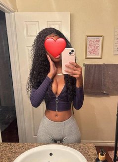 NINA JUST LANDED FROM SOUTH AFRICA - escort in Bali Photo 3 of 6