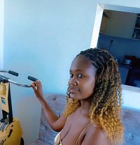 NINA - escort in Malindi