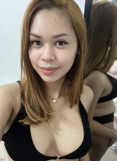Nina Laroa - escort in Manila Photo 1 of 6