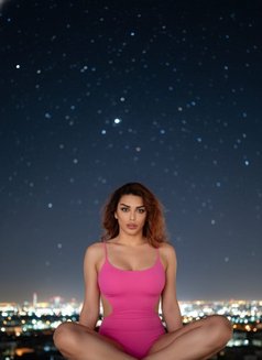 Nina - Transsexual escort in Beirut Photo 2 of 20