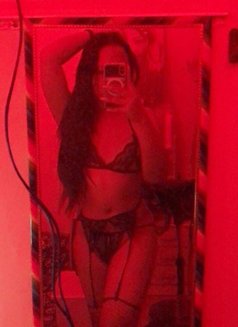 Nina Lee - Transsexual dominatrix in Manila Photo 13 of 19