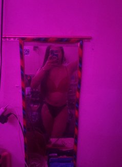 Nina Lee - Transsexual dominatrix in Manila Photo 16 of 19