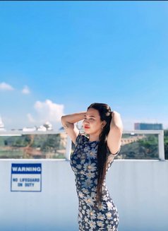 Nina Lee - Transsexual dominatrix in Manila Photo 17 of 19