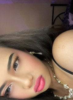 Nina Lee - Transsexual escort in Manila Photo 8 of 16