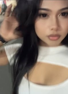 Nina Lee - Transsexual escort in Manila Photo 12 of 16