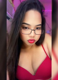 Nina Lee - Dominadora transexual in Phitsanulok Photo 1 of 13