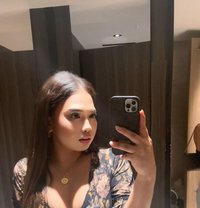 Nina Lee - Dominadora transexual in Phitsanulok