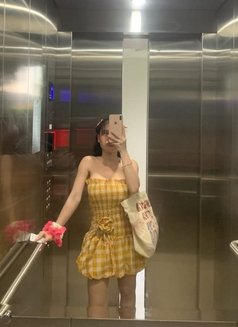 Nina Mina - puta in Osaka Photo 5 of 7