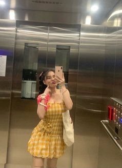 Nina Mina - puta in Osaka Photo 7 of 7