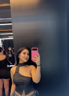 Nina - escort in Dubai Photo 8 of 9