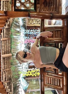 Nina - Transsexual escort in Singapore Photo 23 of 23