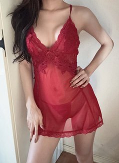 Nina - escort in Bangkok Photo 5 of 6