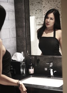 Nina - escort in Bangkok Photo 2 of 7