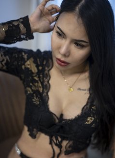 Nina - escort in Bangkok Photo 4 of 17