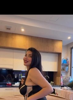 Nina - Masajista in Khobar Photo 4 of 6