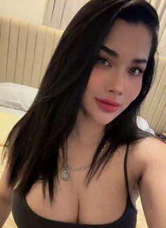 Nina - masseuse in Khobar Photo 4 of 8