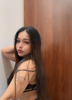 Nina - escort in Riyadh Photo 3 of 7