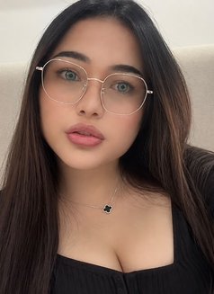 Nina - escort in Riyadh Photo 5 of 7