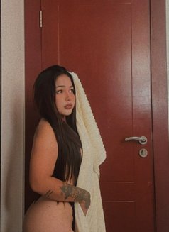 Nina - escort in Riyadh Photo 6 of 7