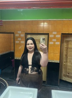 Nina - Transsexual escort in Riyadh Photo 7 of 7