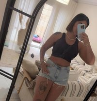 Nina - escort in Muscat Photo 1 of 5