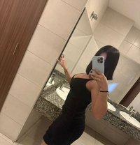 Nina - escort in Muscat