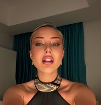 Nina - escort in Muscat