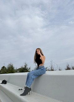 Nina - Transsexual escort in Riyadh Photo 4 of 5