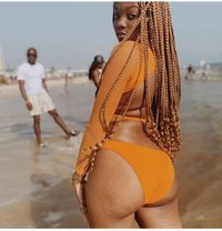 Nina - puta in Ko Samui Photo 1 of 4