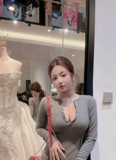 Nina - escort in Hanoi Photo 6 of 6