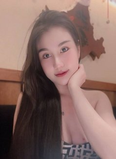 Nina - escort in Ho Chi Minh City Photo 9 of 15