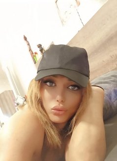 ninaaa kaydohom - Transsexual escort in Beirut Photo 13 of 13
