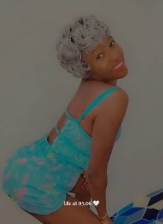 African Black Queen call girl - escort in Chennai Photo 4 of 6